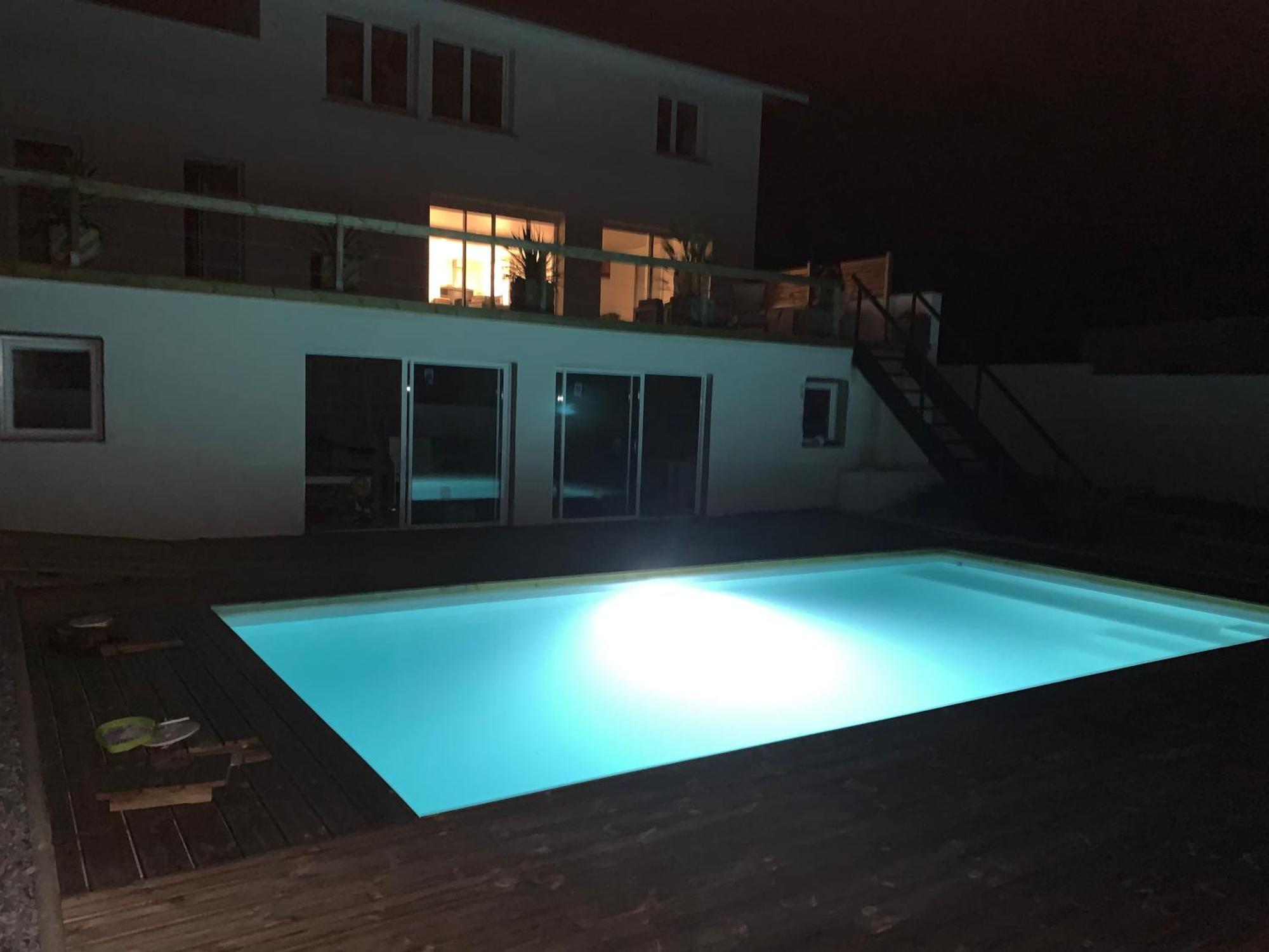 Maison Au Calme Avec Piscine Riviere-Saas-et-Gourby